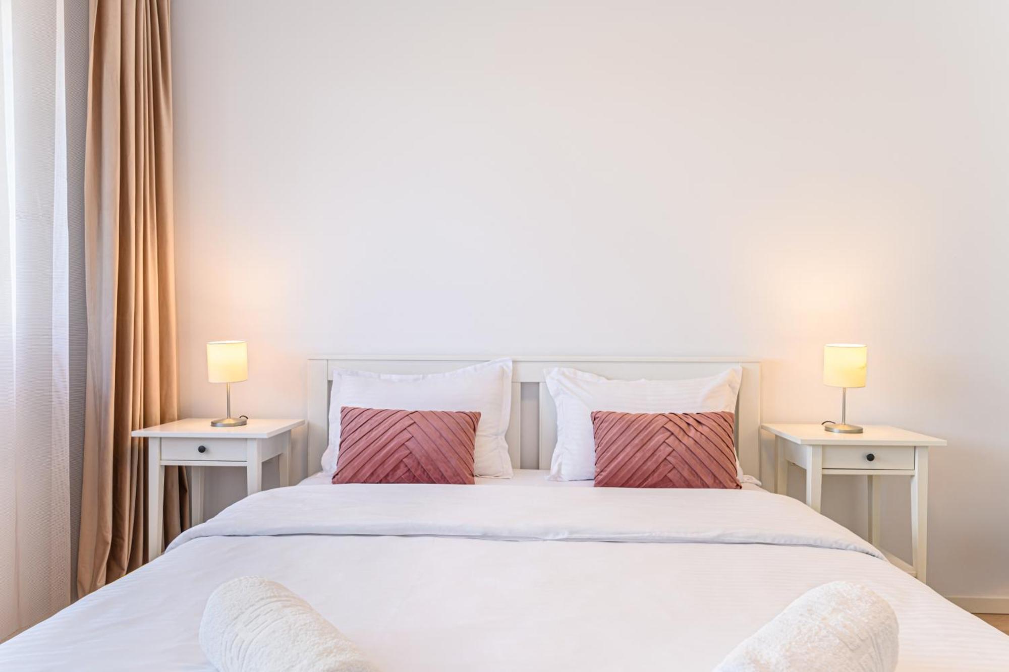 Jad - Luxury 3 Rooms & 2 Rooms Apartments In Kasper, Near Coresi Mall 브라쇼브 외부 사진
