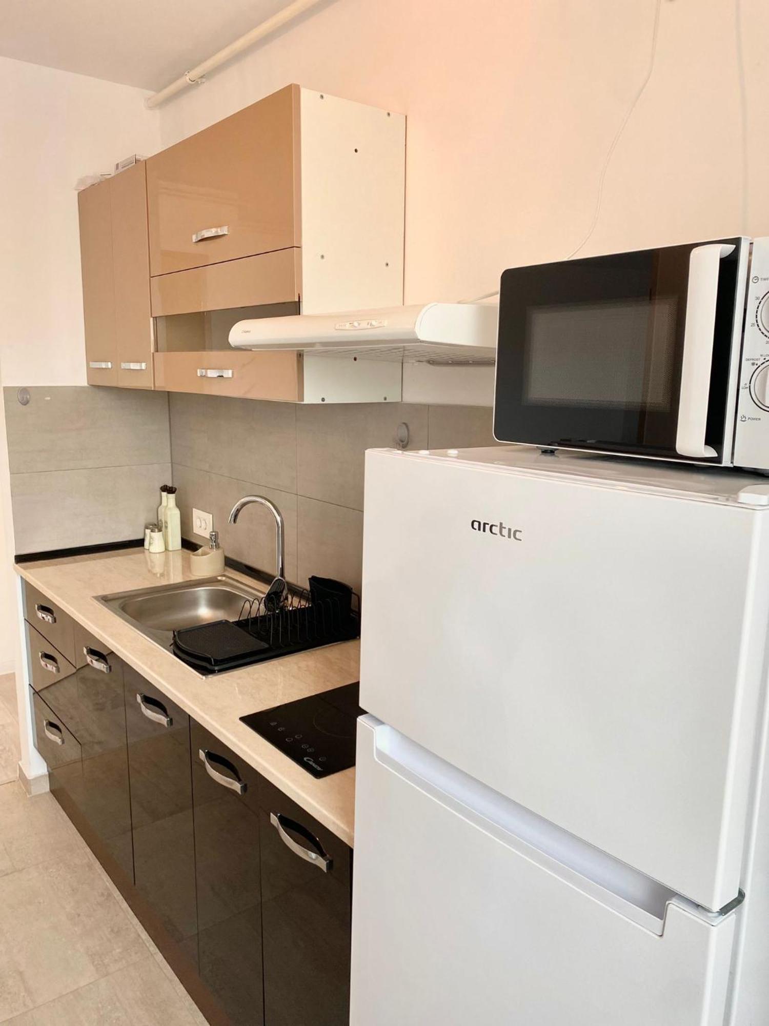 Jad - Luxury 3 Rooms & 2 Rooms Apartments In Kasper, Near Coresi Mall 브라쇼브 외부 사진