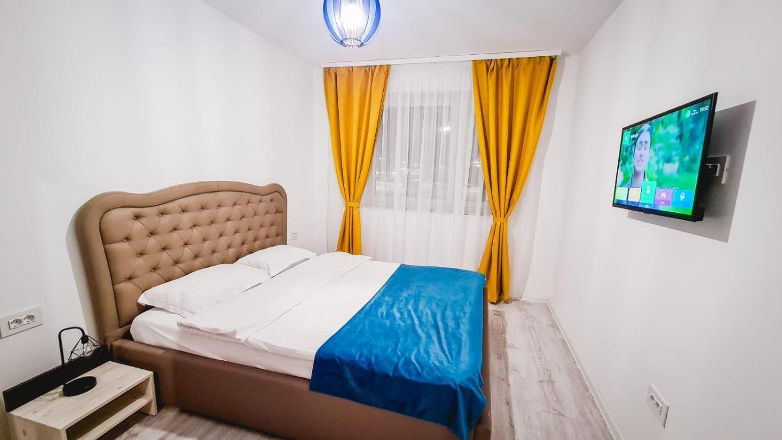 Jad - Luxury 3 Rooms & 2 Rooms Apartments In Kasper, Near Coresi Mall 브라쇼브 외부 사진